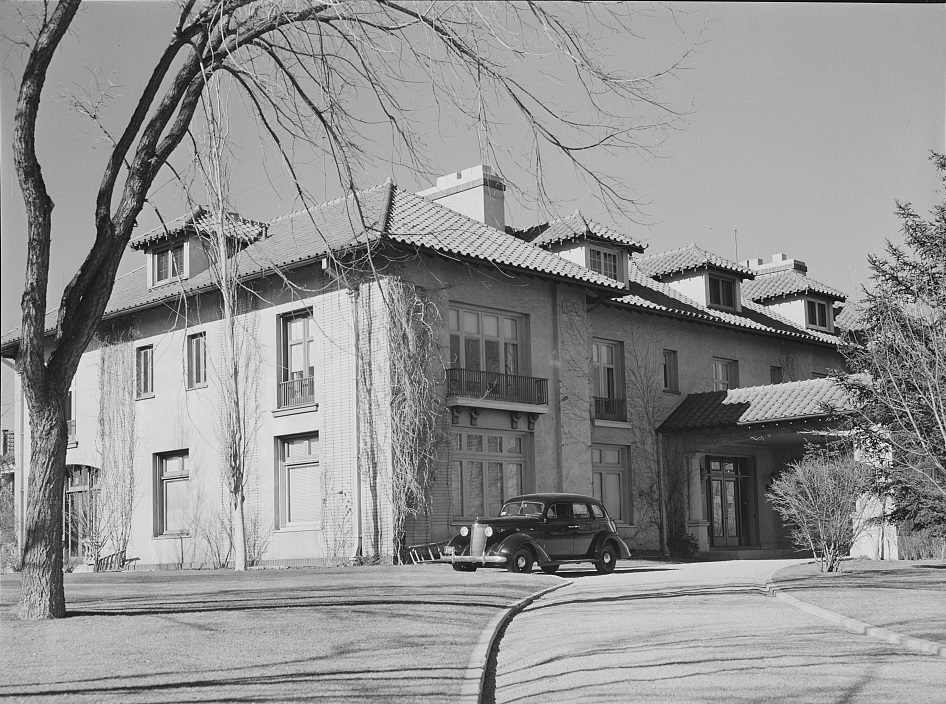 The Nixon Mansion in 1940